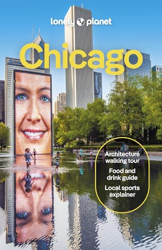 Lonely Planet Chicago guidebook cover with city skyline and fountain reflection.