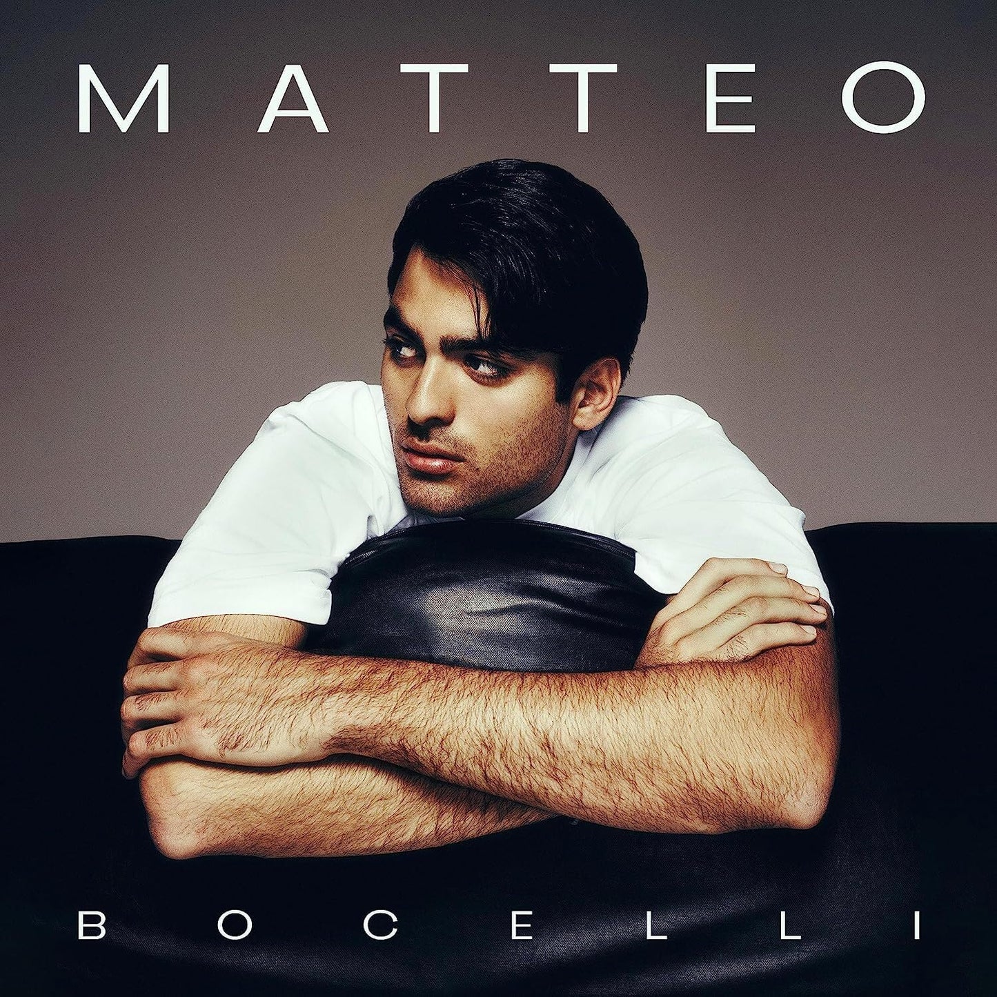 Matteo Bocelli album cover featuring a portrait of the singer.
