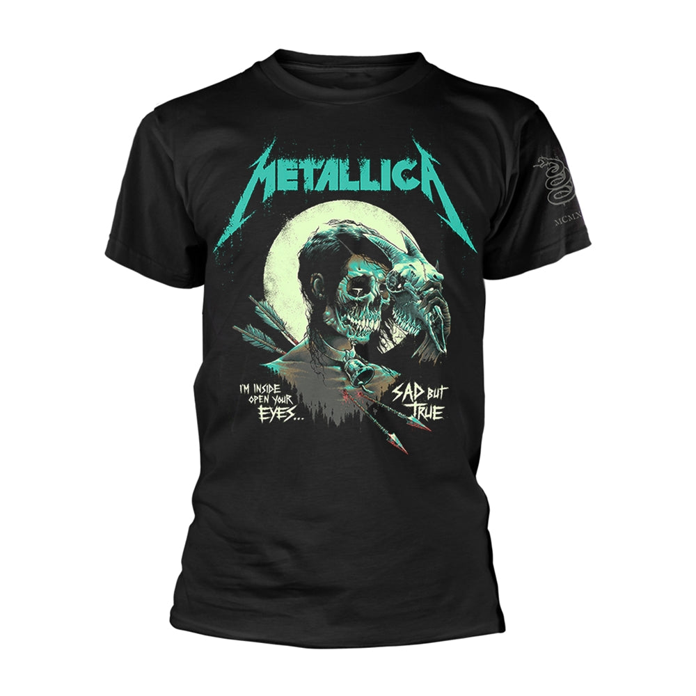 Black t-shirt with Metallica logo and skull graphic design.