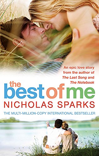 Book cover: “The Best Of Me” by Nicholas Sparks, couple embracing.