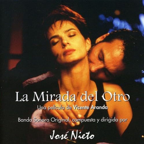 CD cover for “La Mirada Del Otro” featuring a couple embracing.