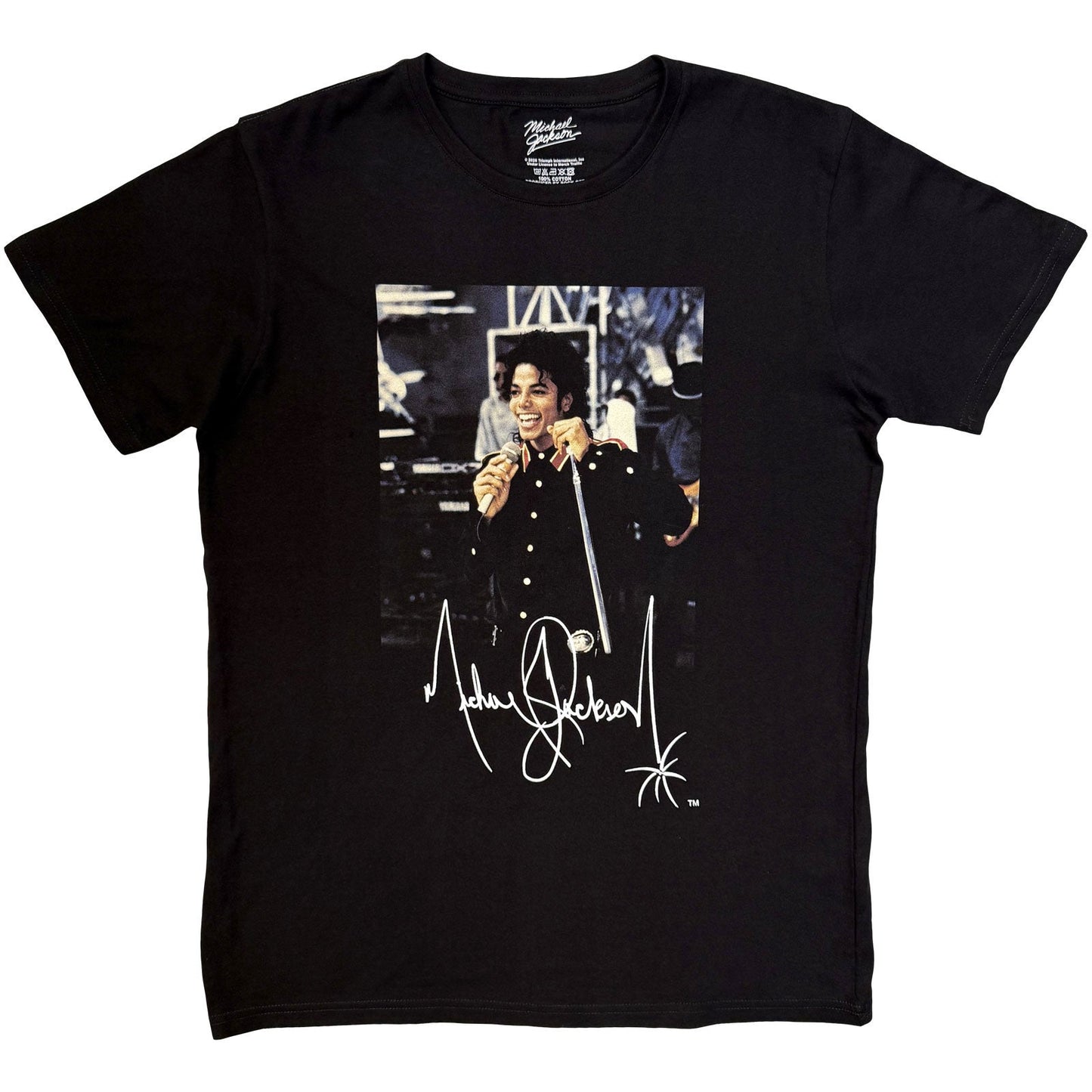 Black t-shirt featuring a photo of Michael Jackson singing with his signature printed below.