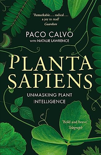 Book cover for Planta Sapiens by Paco Calvo with green leaves on dark background.