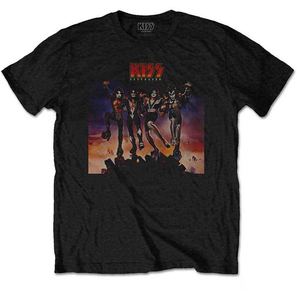 Black t-shirt with a graphic of the rock band KISS.