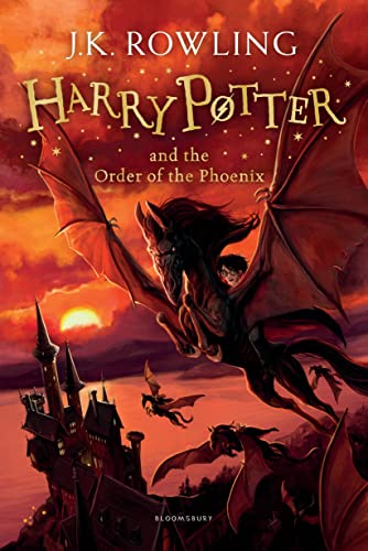 Book cover: Harry Potter and the Order of the Phoenix, with a winged horse.