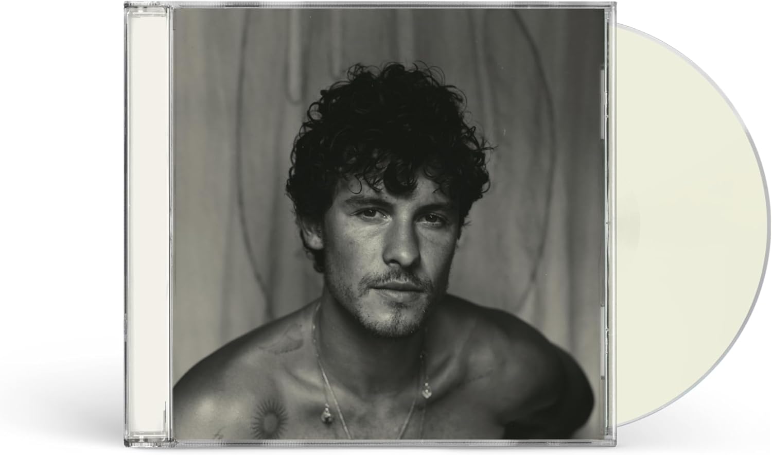 Shawn Mendes CD cover: black and white portrait of the singer.