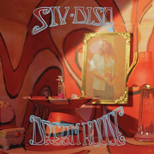 Album cover for Siv Disa’s “Dreamhouse” featuring a woman in a gilded frame.