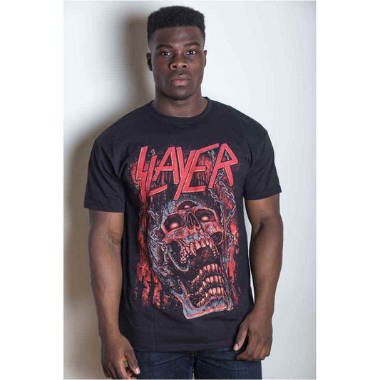 Black t-shirt with red “Slayer” logo and skull graphic, worn by a man.