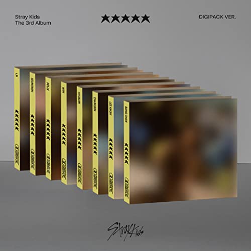Stray Kids album cover featuring stacked digipack cases with star motifs.
