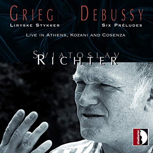 CD cover featuring a black-and-white photo of Sviatoslav Richter with raised hand.
