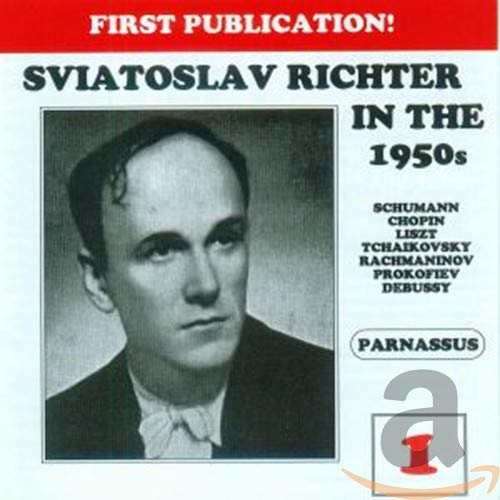 CD cover featuring a black and white portrait of pianist Sviatoslav Richter.