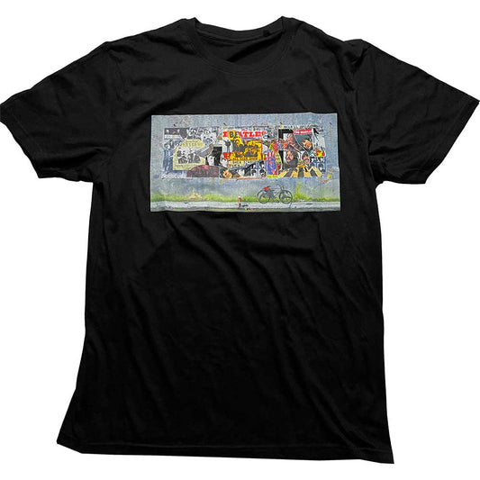 Black t-shirt featuring The Beatles’ Anthology artwork, size XX-Large.