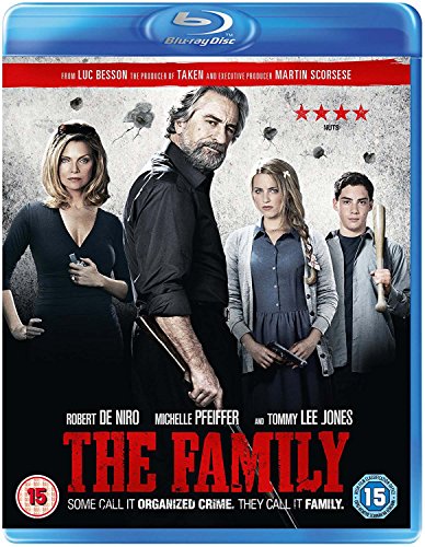 Blu-ray cover for The Family featuring Robert De Niro, Michelle Pfeiffer, and two younger actors.
