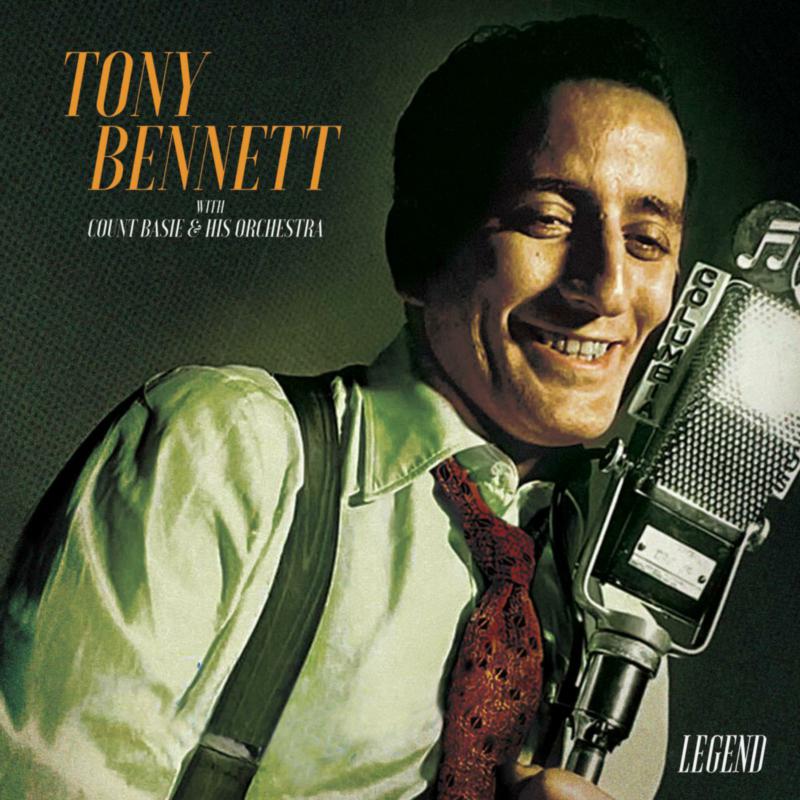 Tony Bennett smiling, singing into a vintage microphone on album cover.
