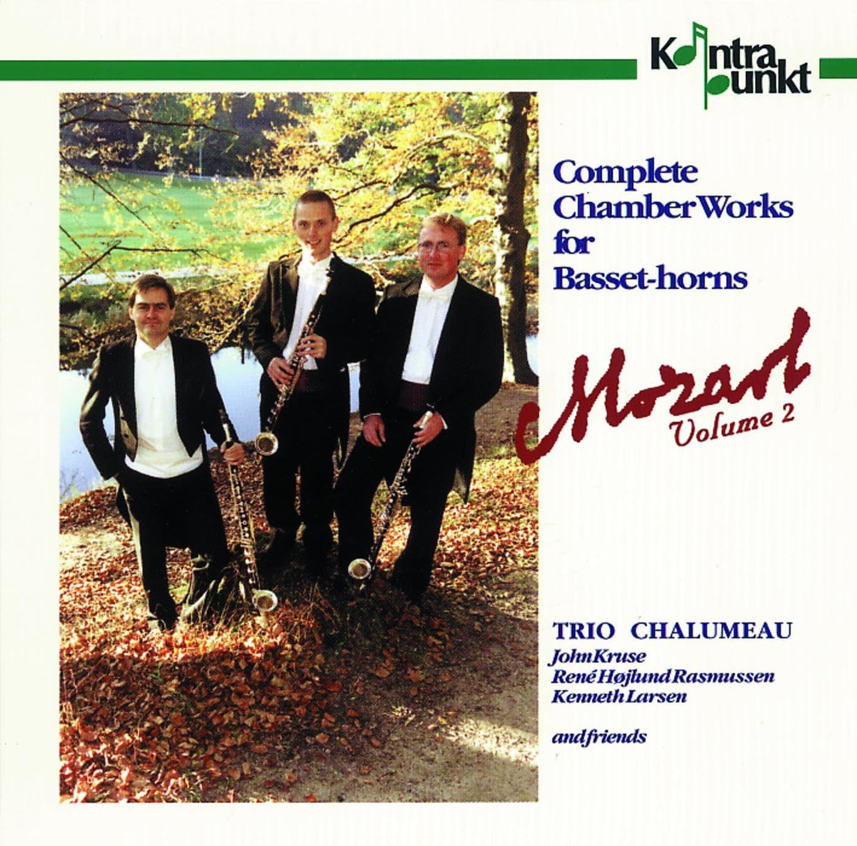 CD cover: Trio Chalumeau musicians with basset-horns in a forest.