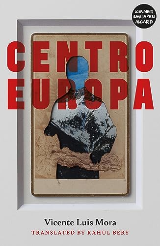 Book cover titled Centroeuropa featuring a collage of a figure with a blue head.