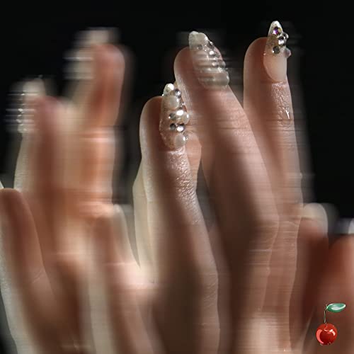 Cecile Believe - PLUCKING A CHERRY FROM THE VOID (CLEAR) [VINYL]