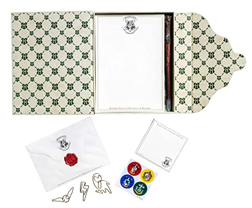 Harry Potter: Hogwarts Acceptance Letter Stationery Set (IE Gift / Stationery)