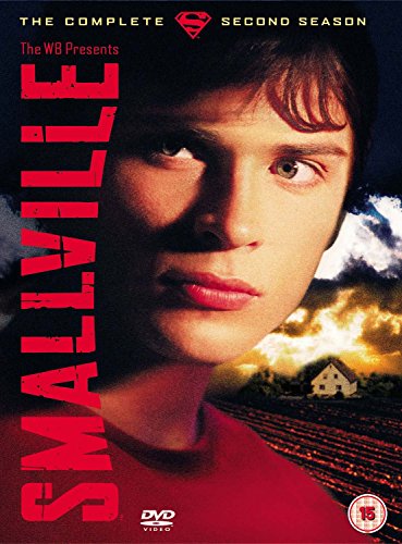 DVD cover for Smallville's second season, featuring a young man and a farmhouse.